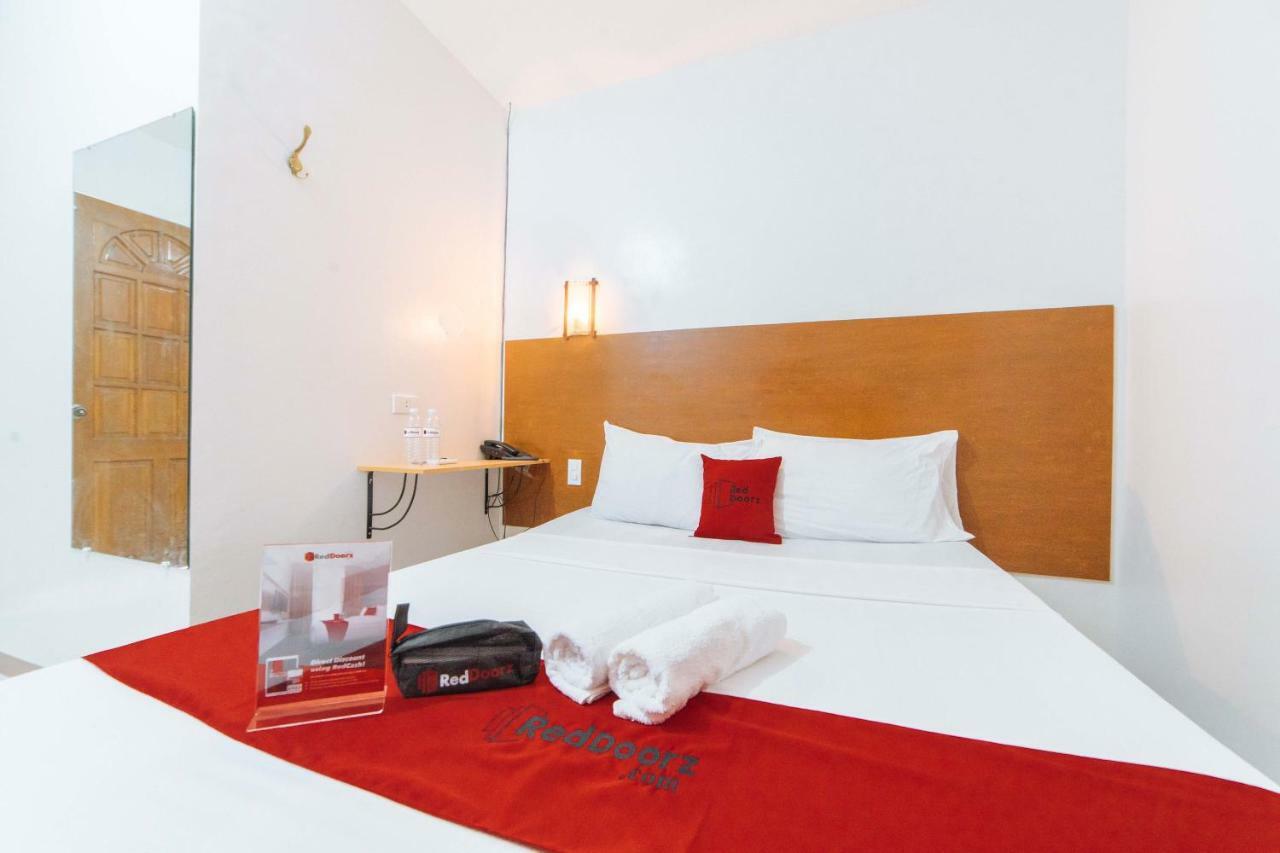 Reddoorz @ Old Buswang Road Hotel Kalibo Bagian luar foto