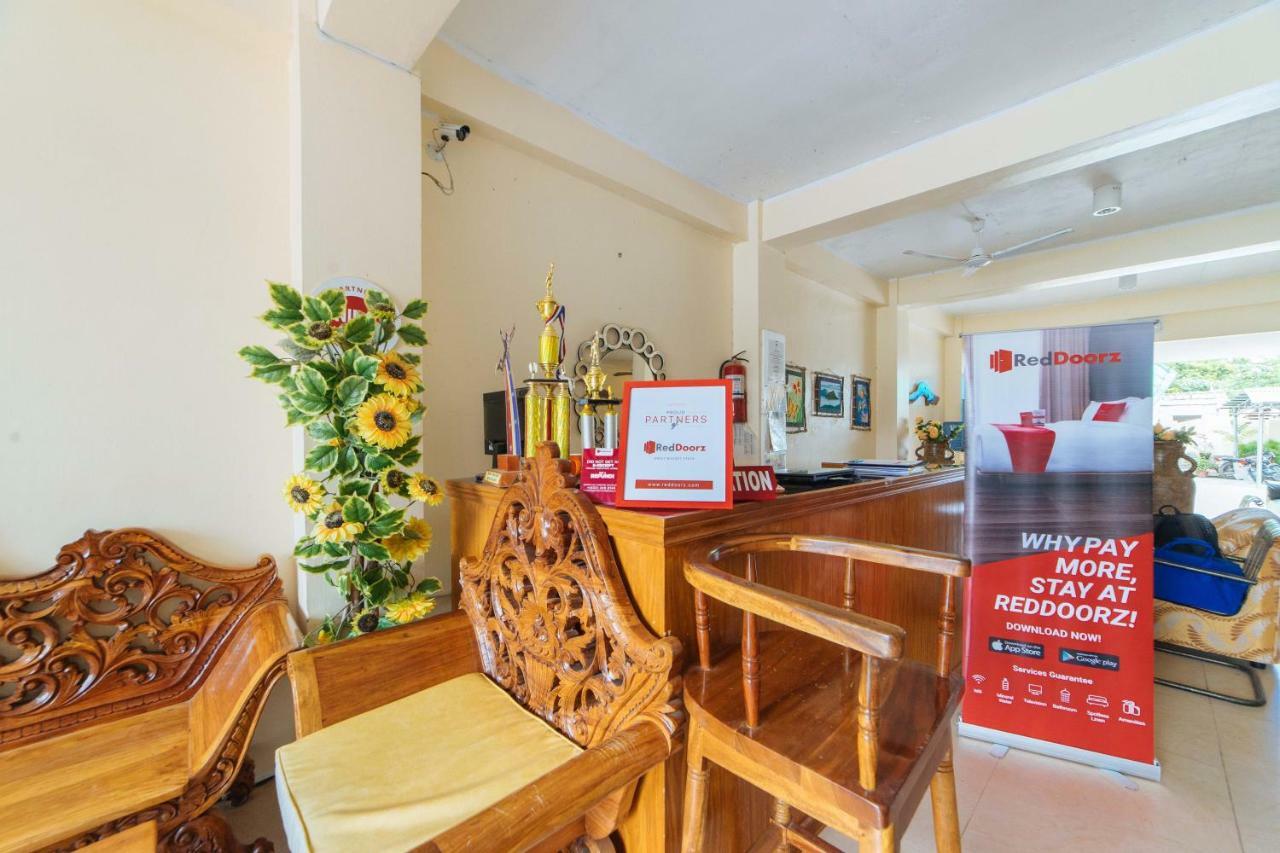 Reddoorz @ Old Buswang Road Hotel Kalibo Bagian luar foto