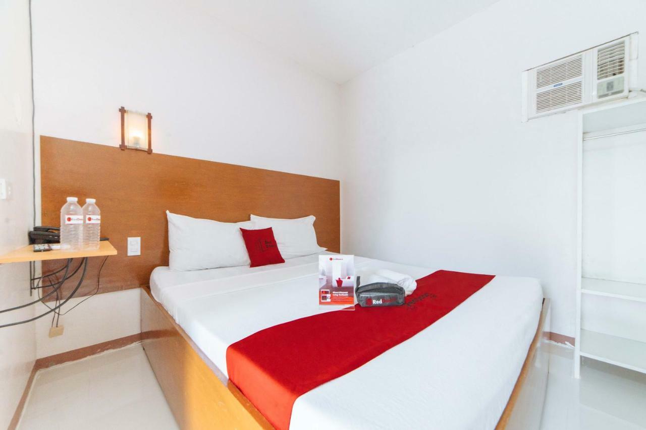Reddoorz @ Old Buswang Road Hotel Kalibo Bagian luar foto